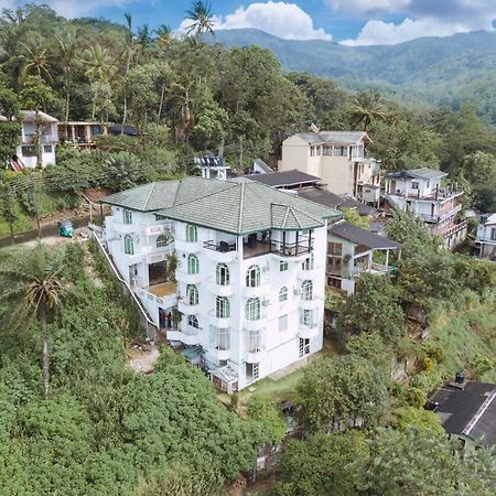 The Peak Pavilion Kandy Exterior photo